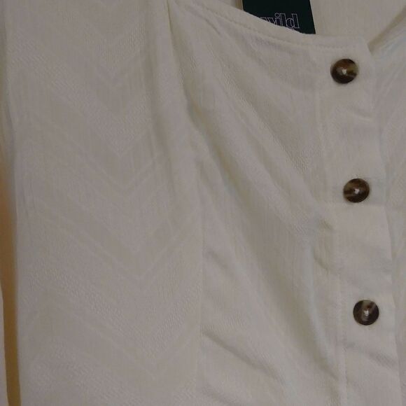 Wild Fable Ivory Chevron Cropped Long Sleeve Shirt Top - Picture 4 of 6